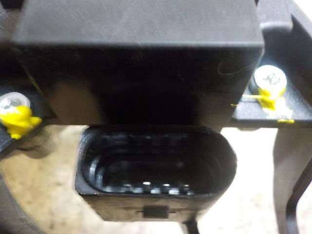 5K6955711A Motor del limpiaparabrisas trasero  disponible Utrera