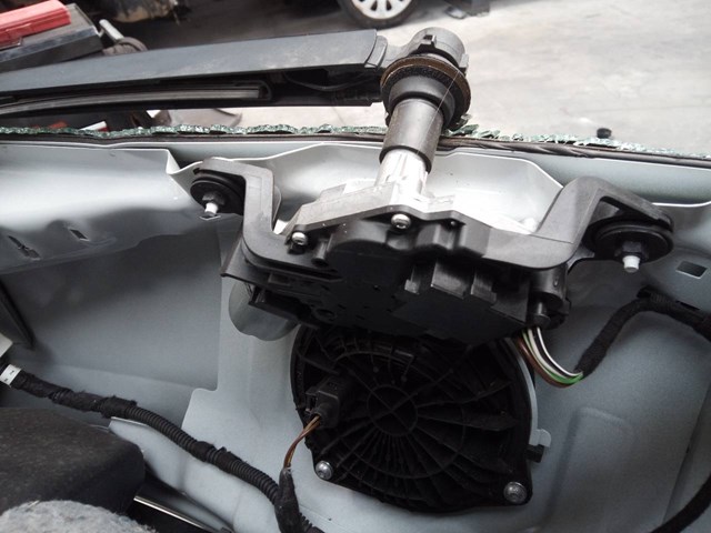 Motor limpia trasero para volkswagen polo 1.0 chya 5K6955711B