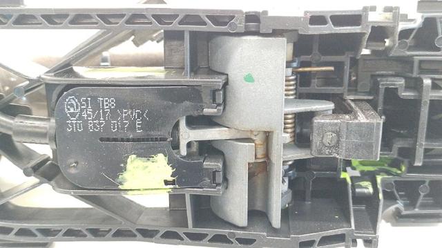 VAG 5L0837885C Soporte de manija exterior de puerta delantera derecha comprar Pamplona