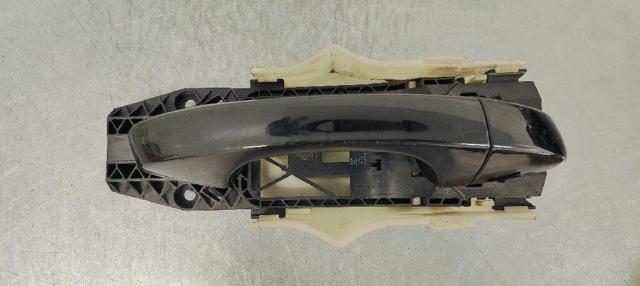 VAG 5L0837885C Soporte de manija exterior de puerta delantera derecha comprar Barcelona
