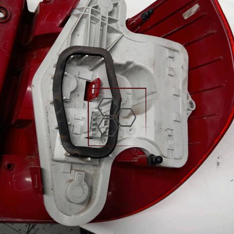 VAG 5L0945111 Piloto trasero izquierdo  en stock Terrassa