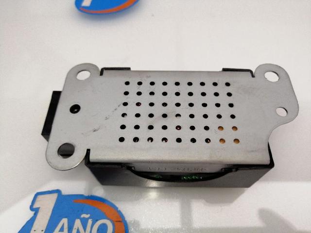 VAG 5M0035570B Amplificador de señal de antena  en stock Salamanca