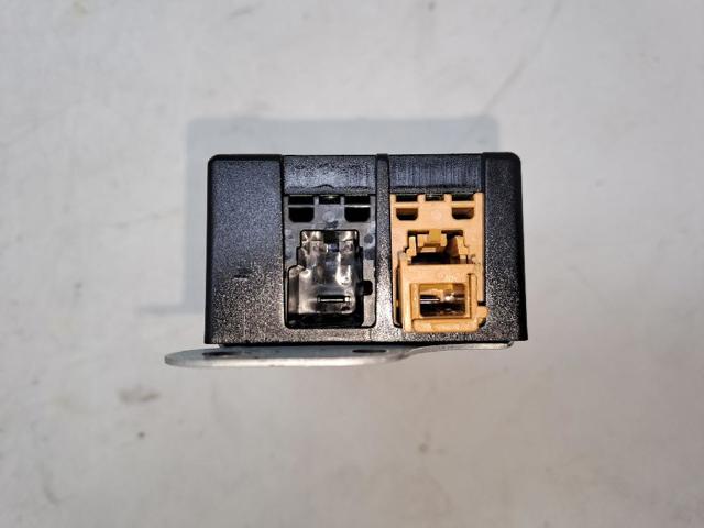VAG 5M0035570B Amplificador de señal de antena comprar Pamplona