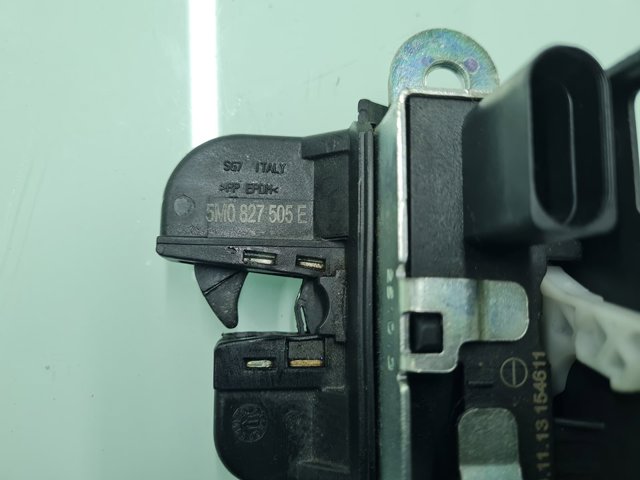 5M0827505E Cerradura de maletero comprar Girona