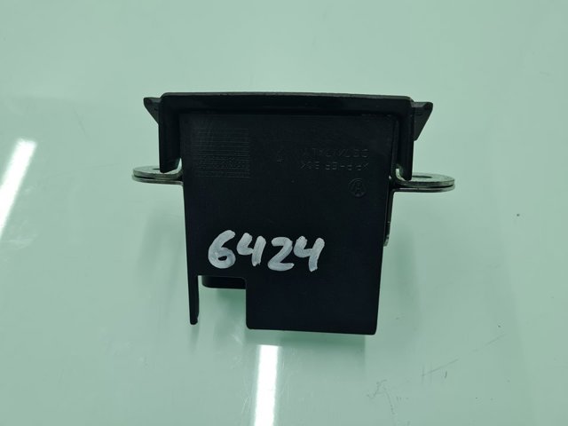 5M0827505E Cerradura de maletero  en stock Sabadell