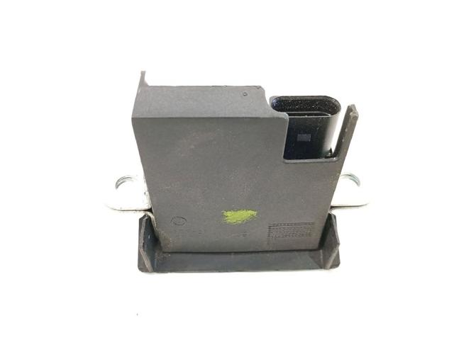 5M0827505E Cerradura de maletero  en stock Sabadell