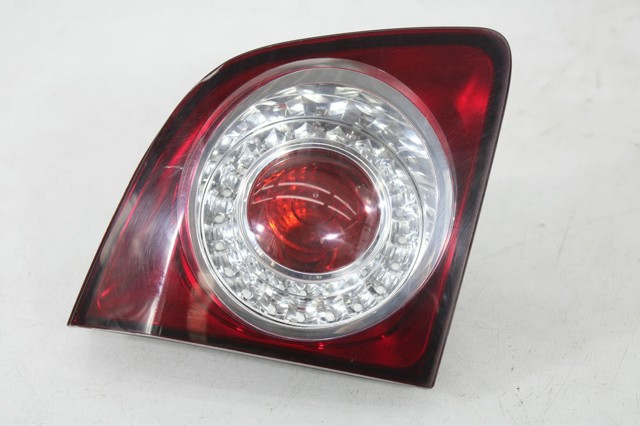 Piloto trasero interior izquierdo 5M0945093H VAG