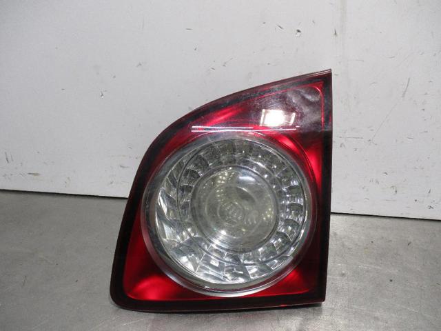Piloto trasero interior derecho 5M0945094H VAG