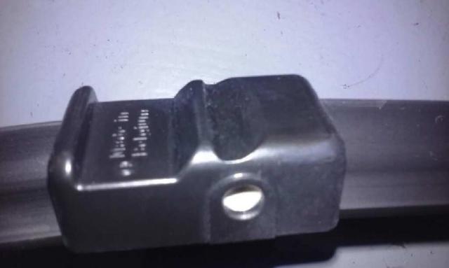 Limpiaparabrisas delantera conductor 5M0955426C VAG