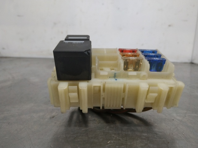 LAND ROVER 5M5T14B192CA Relé ventilador comprar Pamplona