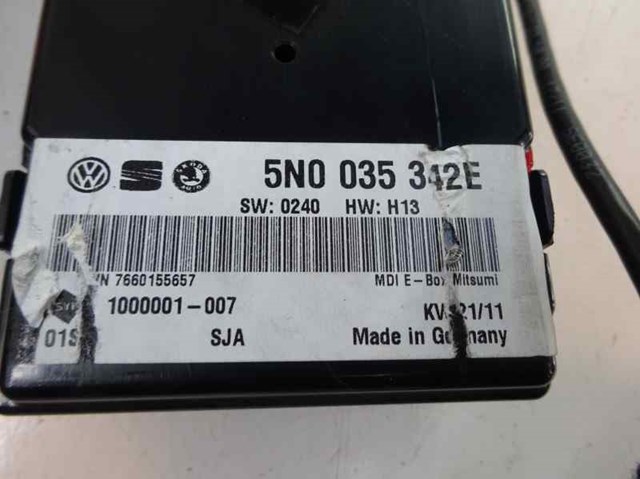 VAG 5N0035342E Unidad de control multimedia  disponible España