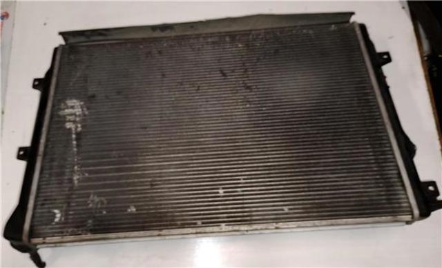 5N0121253F Radiador de refrigeración del motor  disponible Utrera