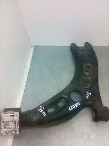 5N0407151 Brazo inferior izquierdo de la suspensión delantera  comprar en Reus