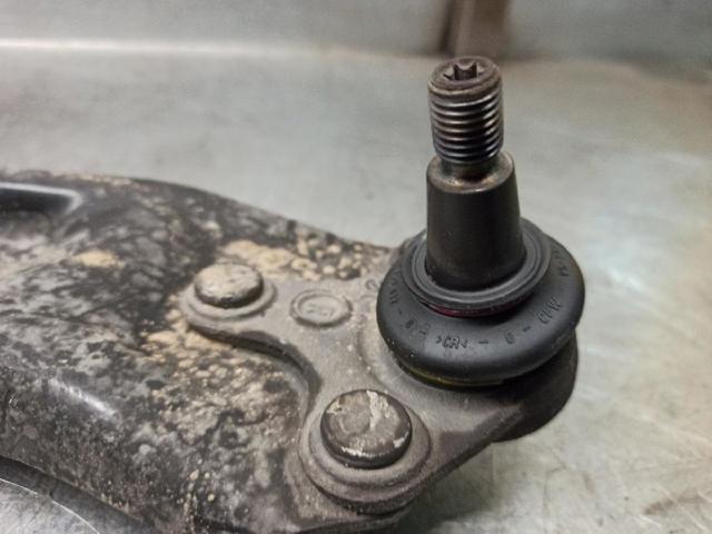 VAG 5N0407152 Brazo inferior derecho de la suspensión delantera  comprar en Murcia