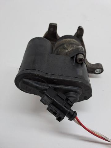 5N0615404 Pinza de freno trasera derecha comprar Girona