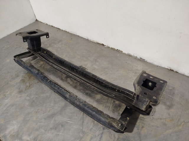 5N0807109F Refuerzo parachoque delantero  disponible Utrera