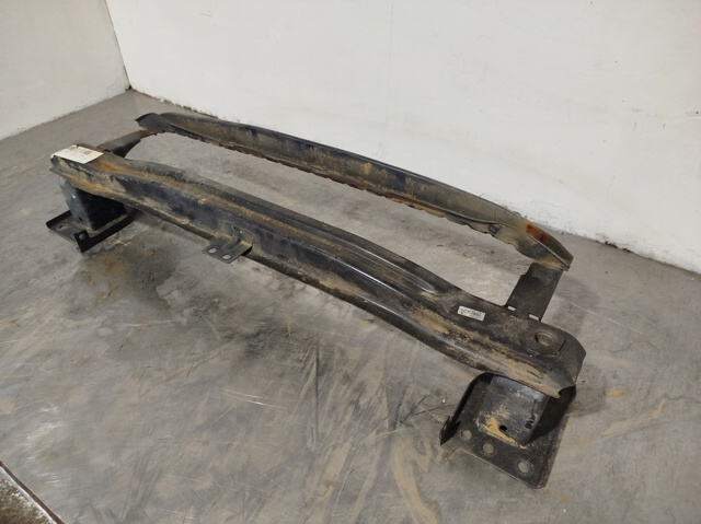 VAG 5N0807109F Refuerzo parachoque delantero  comprar en Albacete