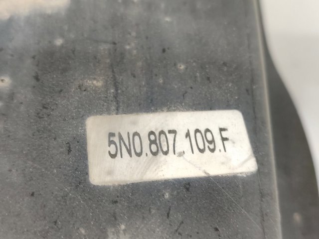 Refuerzo parachoque delantero Volkswagen Tiguan 1 5N1, 5N2