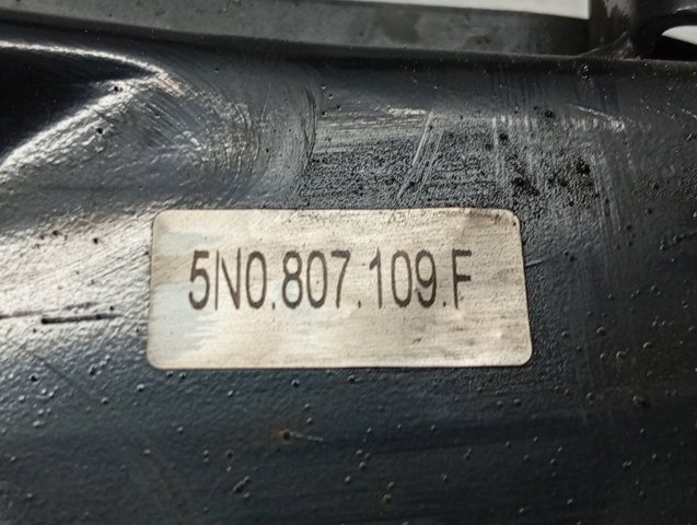 5N0807109F VAG Refuerzo parachoque delantero  en stock Gandía
