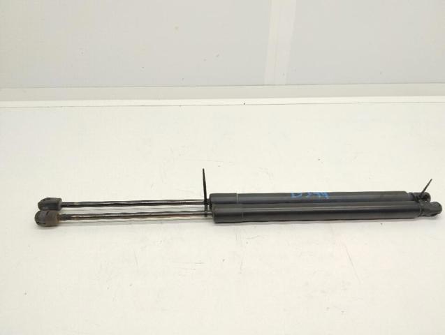 VAG 5N0827550D Amortiguador de la tapa del maletero  disponible Valladolid