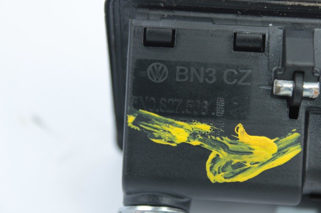 5N0827566B VAG Manija exterior de tapa de maletero  comprar en Lleida