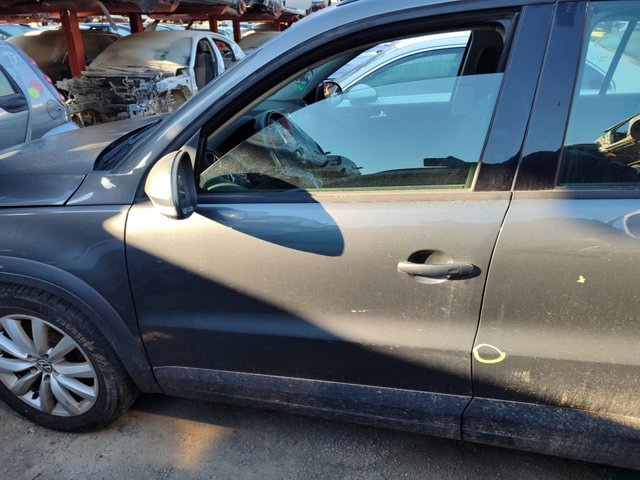 Puerta delantera izquierda Volkswagen Tiguan 1 5N1, 5N2