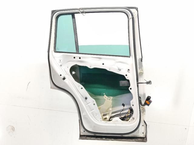 VAG 5N0833055A Puerta trasera izquierda  en stock Terrassa