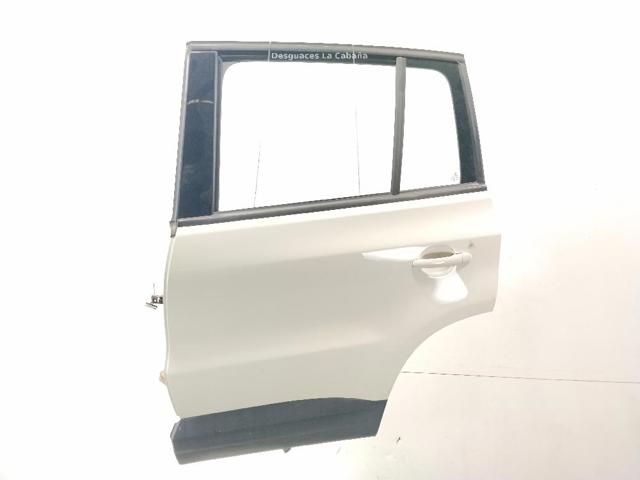 5N0833055A Puerta trasera izquierda comprar Sevilla