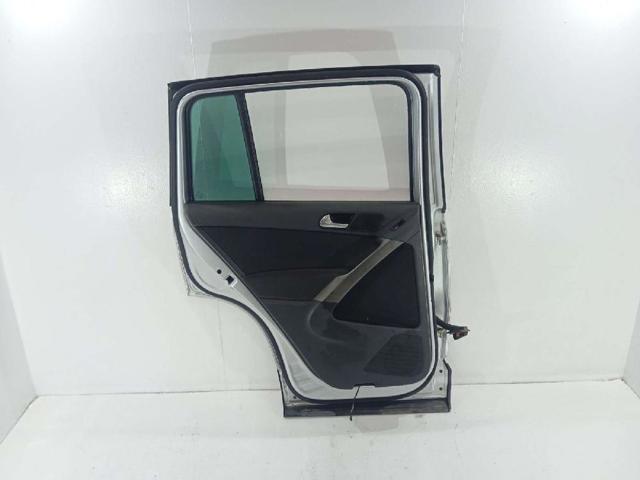 VAG 5N0833055A Puerta trasera izquierda  comprar en Albacete