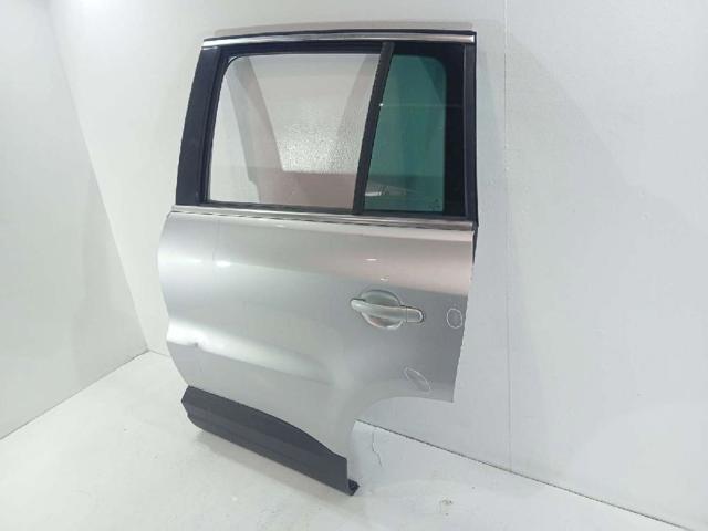 5N0833055A Puerta trasera izquierda  en stock Granada