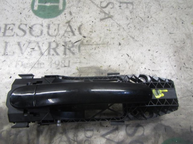 5N0837205MGRU Manija exterior derecha delantera/trasera de puerta  en stock Castellón