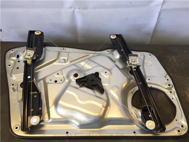 Mecanismo de elevalunas delantero derecha 5N0837462 VAG