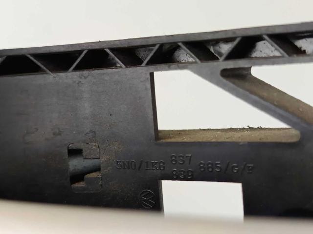 5N0837885G Soporte de manija exterior de puerta delantera izquierda  comprar en Pontevedra