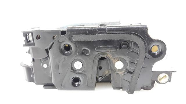 VAG 5N0839015D Cerradura de puerta trasera izquierda  disponible Valladolid