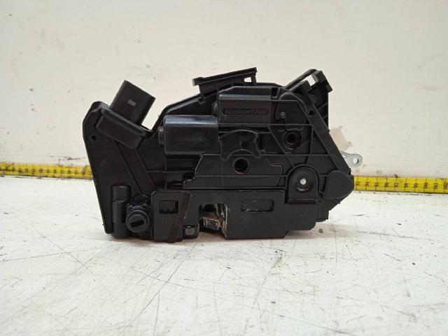 VAG 5N0839015D Cerradura de puerta trasera izquierda  disponible Lugo