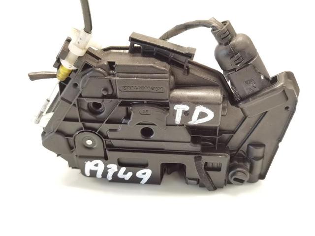 5N0839016A Cerradura de la puerta trasera derecha  en stock Sabadell