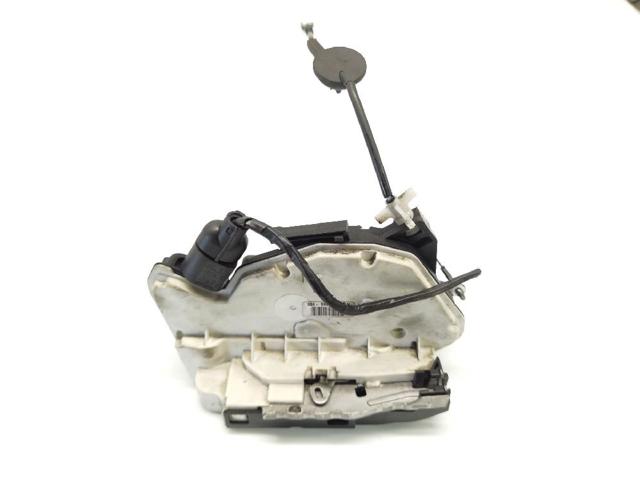 5N0839016A Cerradura de la puerta trasera derecha  disponible Málaga