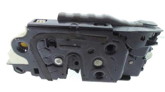 5N0839016A Cerradura de la puerta trasera derecha  en stock Sabadell
