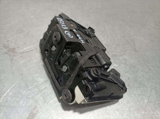 5N0839016A VAG Cerradura de la puerta trasera derecha  en stock Huelva