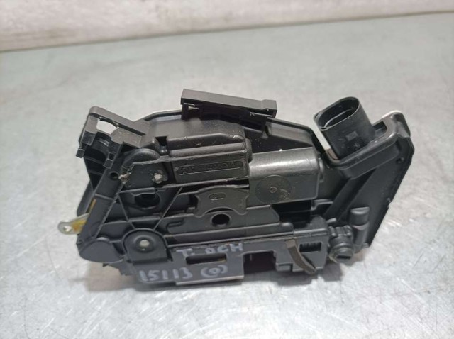 VAG 5N0839016A Cerradura de la puerta trasera derecha  disponible Valladolid
