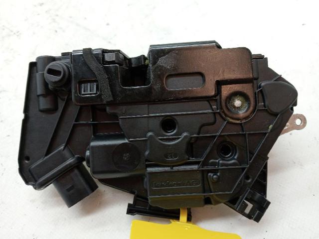 5N0839016D Cerradura de la puerta trasera derecha  comprar en Pontevedra