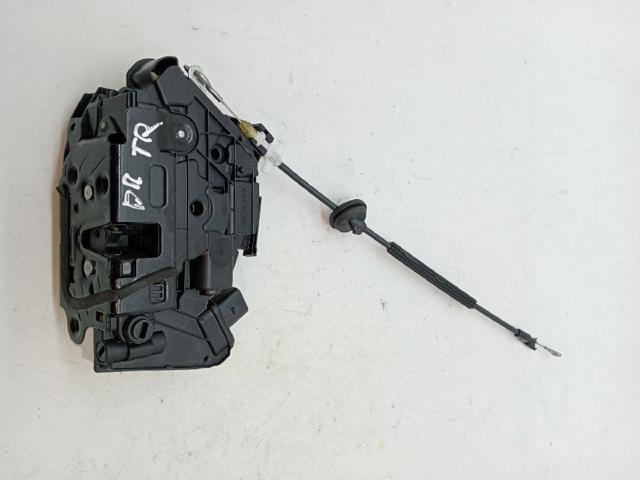 5N0839016D Cerradura de la puerta trasera derecha  en stock Castellón