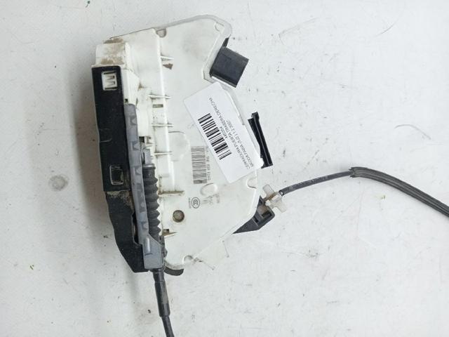 VAG 5N0839016D Cerradura de la puerta trasera derecha  comprar en Murcia