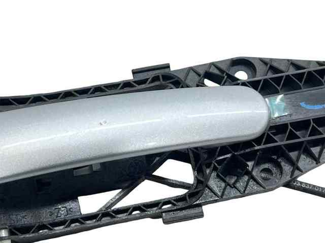 5N0839885F VAG Soporte de manija exterior de puerta delantera derecha  en stock Córdoba
