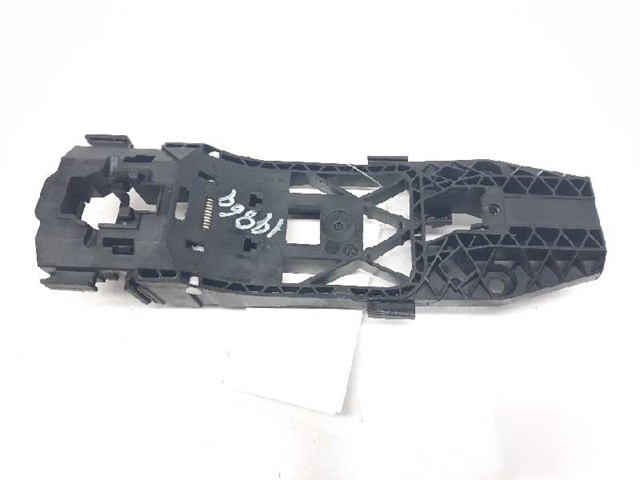 5N0839885H VAG Soporte de manija exterior de puerta delantera derecha  en stock Córdoba