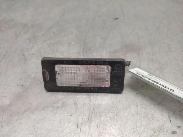 Lampara de matricula 5N0943021B VAG
