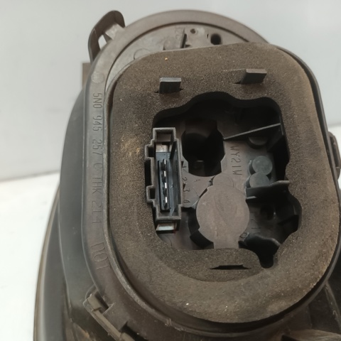 VAG 5N0945095H Piloto trasero exterior izquierdo  en stock Valencia