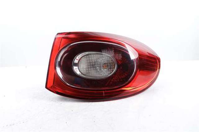 VAG 5N0945096H Piloto trasero exterior derecho  en stock Terrassa