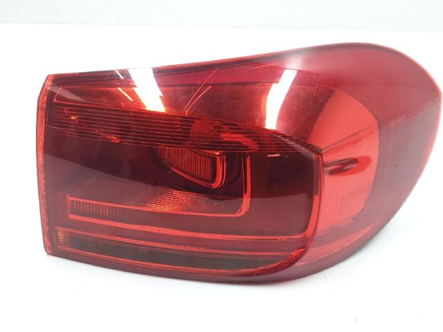 Piloto trasero exterior derecho 5N0945096Q VAG
