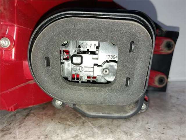 VAG 5N0945096Q Piloto trasero exterior derecho  disponible España